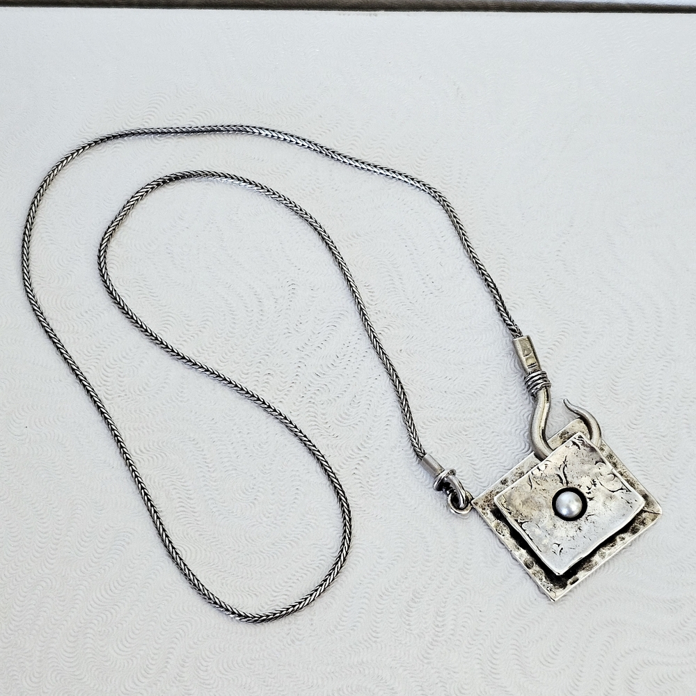 *SALE* Silpada Sterling Silver Hammered Two Dimensional Pearl 17" Necklace BN488